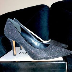 New Nine West Pointed Toe Heels
